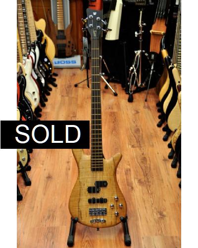 Warwick Streamer LX4